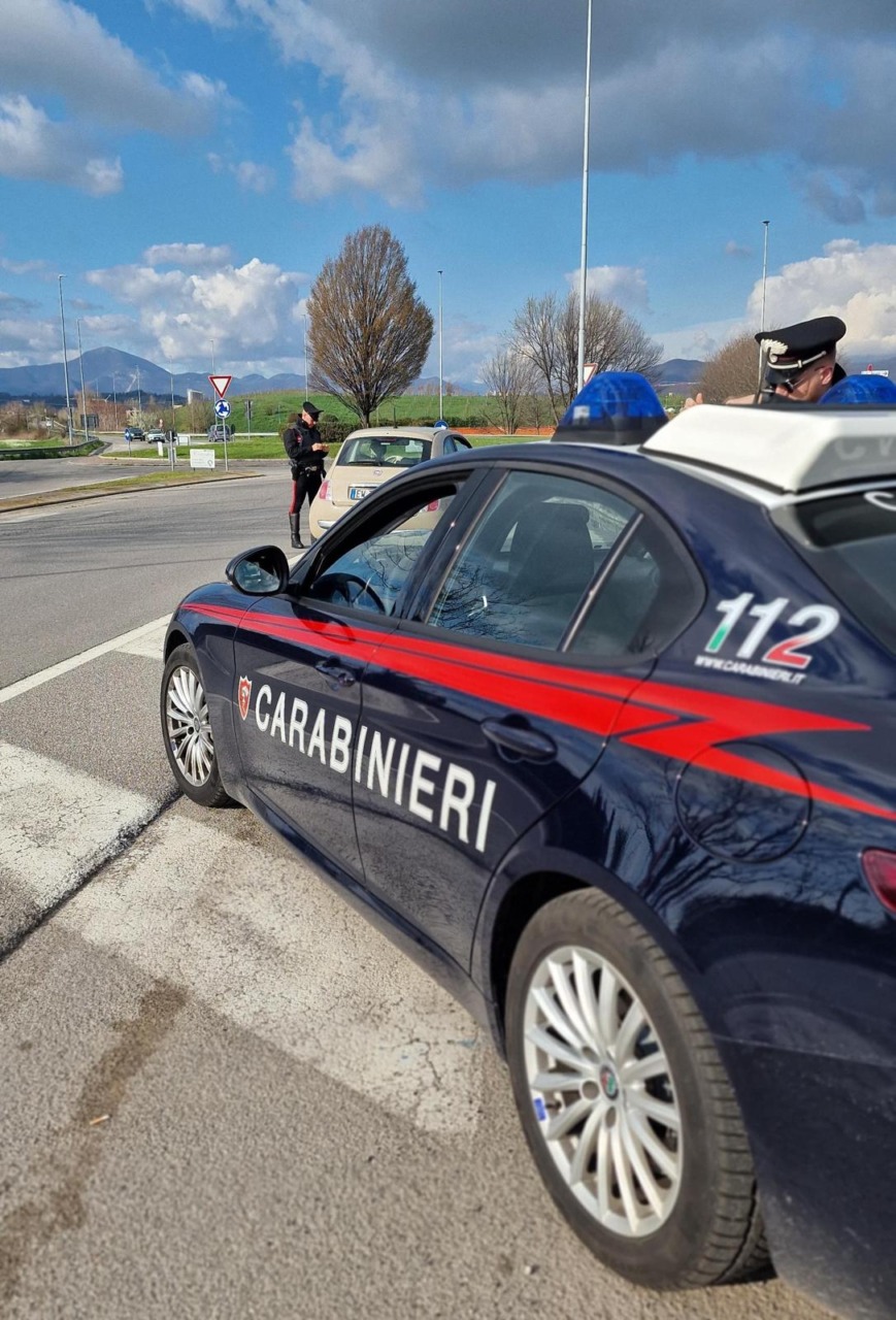 Furgone rubato: rocambolesca fuga da Bedizzole a Lonato del Garda
