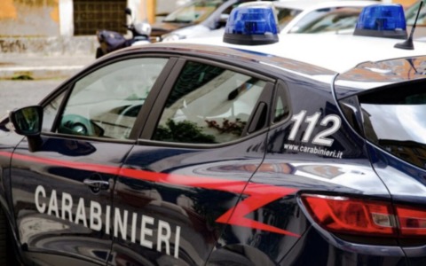 Montichiari: arrestato spacciatore dopo tentativo di fuga, sequestrati 5mila euro