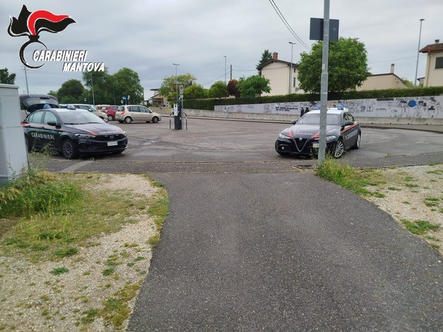 Castiglione delle Stiviere: operazioni di controllo nelle vicinanze di scuole e fermate autobus